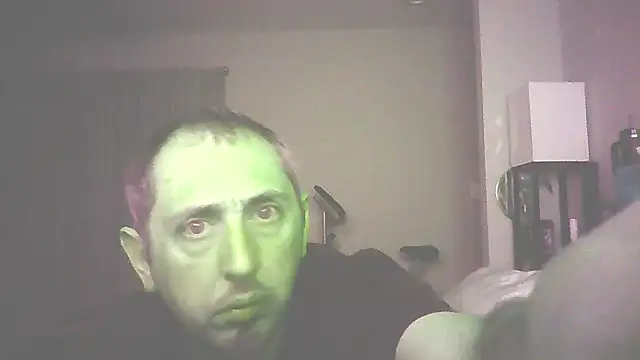 Snapshot of Jacknjimmyjohn chatting on April 7, 2026, 8:27 am Jacknjimmyjohn online show from April 7, 2026, 8:27 am