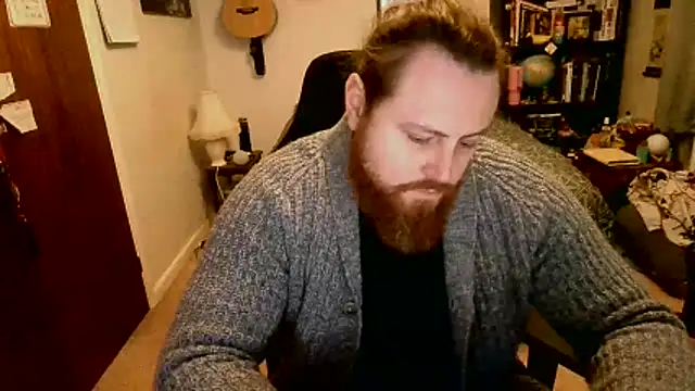 Hairy Guy30 online show from February 18, 2026, 7:10 pm