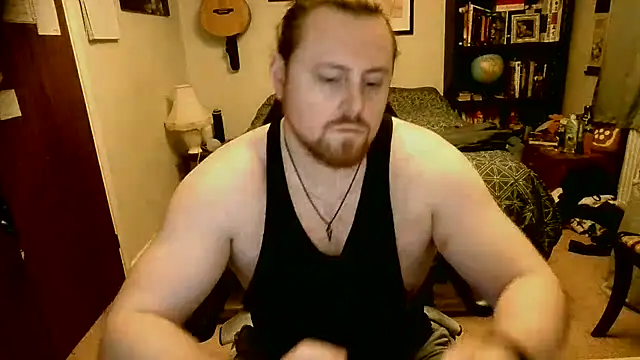 Hairy Guy30 online show from March 13, 2025, 10:43 pm