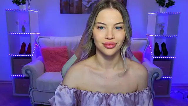 EmmyMills online show from January 9, 2026, 9:00 pm