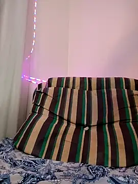 Bunny Sexyy online show from November 28, 2025, 4:12 am