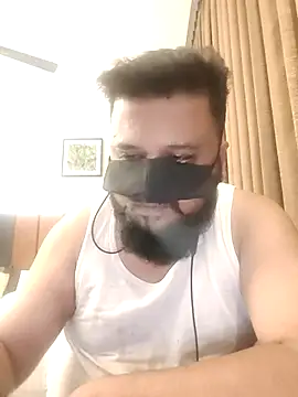 Hunk-Hand6 online show from February 21, 2026, 8:22 pm