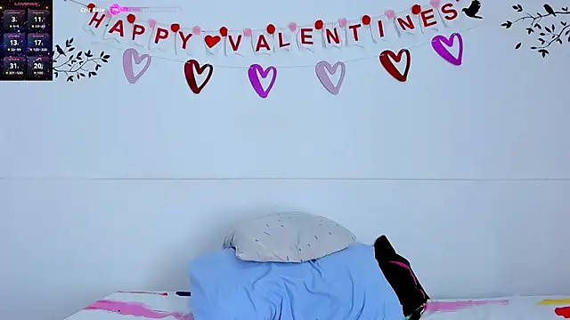 Snapshot of ayheleensexygirl1 chatting on February 14, 2026, 9:37 pm ayheleensexygirl1 online show from February 14, 2026, 9:37 pm