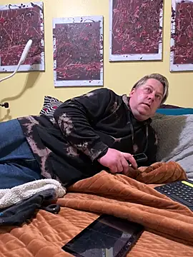 Mic Oxinner online show from April 24, 2026, 12:34 am