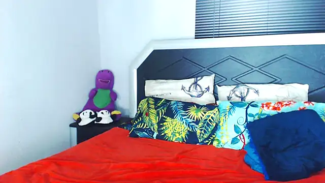 Bulkyyass online show from April 9, 2026, 5:52 pm