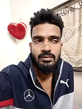 saggy1218 online show from November 14, 2025, 4:54 pm