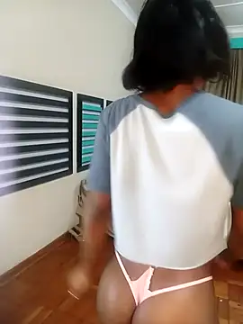 Snapshot of Amarablackie chatting on November 3, 2025, 10:57 pm Amarablackie online show from November 3, 2025, 10:57 pm