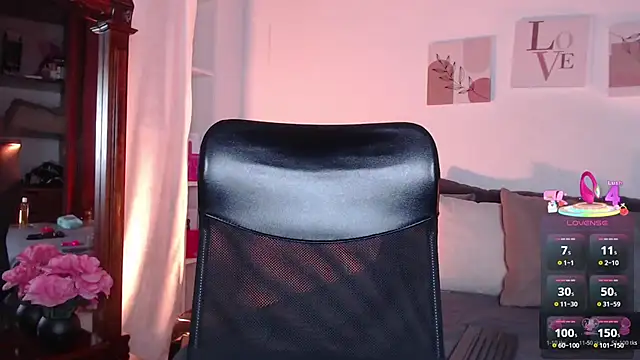 madisex s online show from September 30, 2025, 12:55 pm