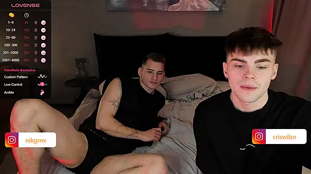 Snapshot of simonwnl chatting on December 24, 2024, 7:00 pm simonwnl online show from December 24, 2024, 7:00 pm