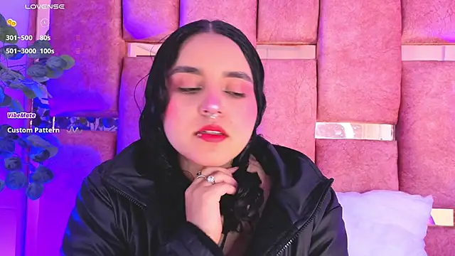  Ambar-devon  online show from November 25, 2025, 7:03 pm