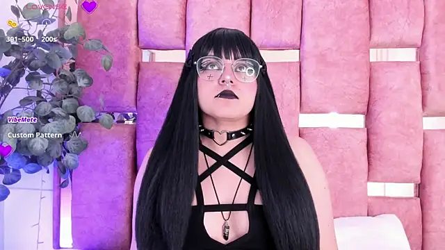  Ambar-devon  online show from October 8, 2025, 7:25 pm