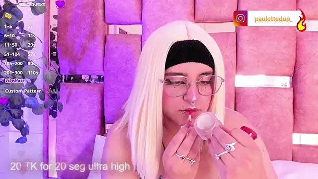  Ambar-devon  online show from October 24, 2025, 6:51 pm