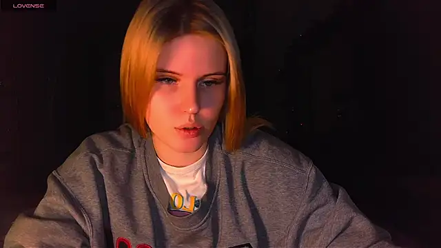 VoluptuousDreams online show from February 2, 2025, 10:06 pm