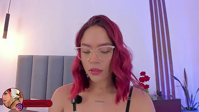 Scarlett Morgan  online show from December 17, 2025, 7:52 pm