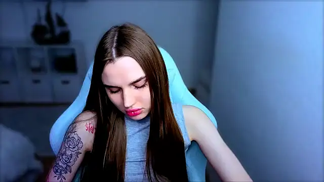 Snapshot of StellaLawless chatting on November 6, 2025, 7:51 pm StellaLawless online show from November 6, 2025, 7:51 pm