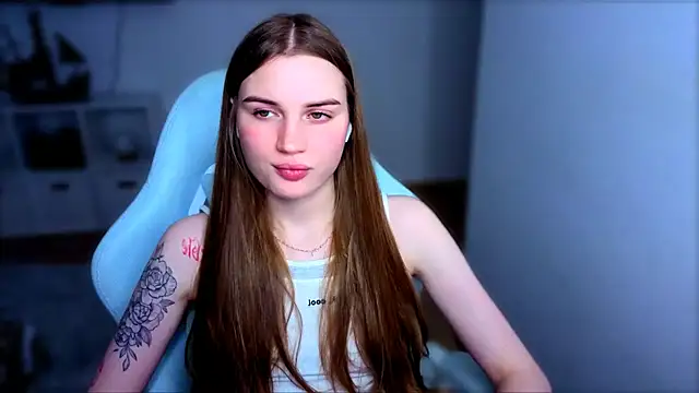 Snapshot of StellaLawless chatting on January 8, 2026, 8:04 pm StellaLawless online show from January 8, 2026, 8:04 pm