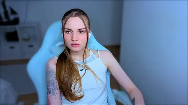 Snapshot of StellaLawless chatting on January 15, 2026, 8:45 pm StellaLawless online show from January 15, 2026, 8:45 pm