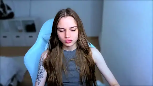 Snapshot of StellaLawless chatting on October 20, 2025, 11:00 am StellaLawless online show from October 20, 2025, 11:00 am