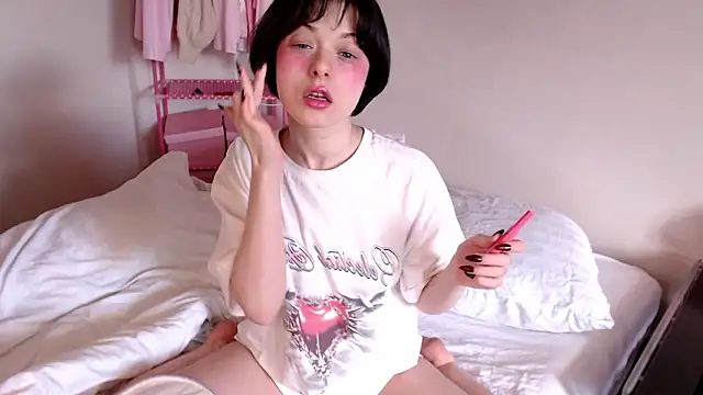 KatieMelone online show from March 4, 2026, 10:34 am