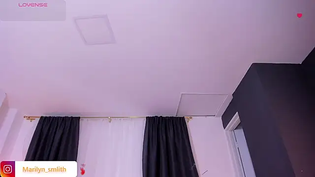 Snapshot of MarilynSmIith chatting on November 6, 2025, 11:47 am MarilynSmIith online show from November 6, 2025, 11:47 am