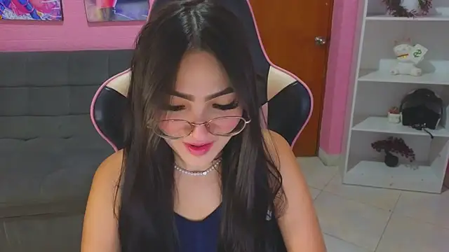 keity moon online show from March 17, 2026, 8:45 pm