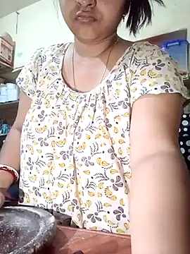 Payel-sharma online show from March 13, 2025, 4:23 pm