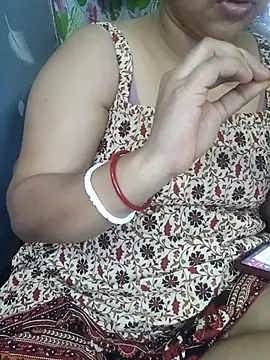 Snapshot of Payel-sharma chatting on April 7, 2026, 8:27 am Payel-sharma online show from April 7, 2026, 8:27 am