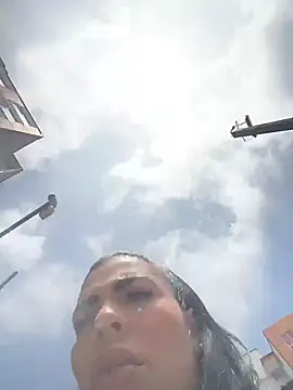 valecruz903 online show from October 9, 2025, 3:56 pm