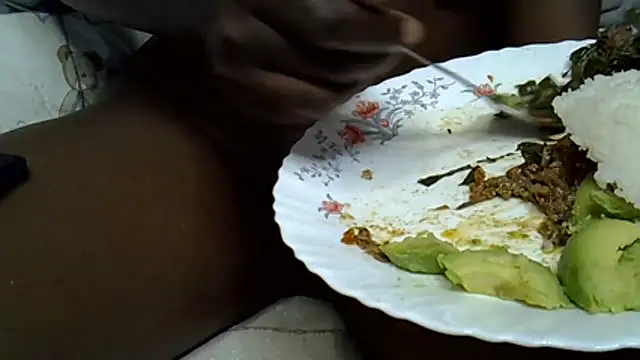 EbonyVallerin online show from April 16, 2026, 4:13 am