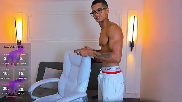 Snapshot of Paradise_boy_s chatting on February 7, 2026, 1:08 pm Paradise boy s online show from February 7, 2026, 1:08 pm