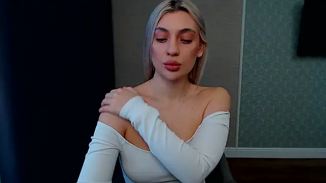 hot-sasha9 online show from February 16, 2026, 7:07 am