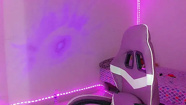 Snapshot of Ms-Zoehans chatting on November 14, 2025, 12:47 am Ms-Zoehans online show from November 14, 2025, 12:47 am