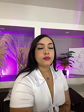 Snapshot of Sheeryl__ chatting on May 8, 2026, 5:44 am Sheeryl online show from May 8, 2026, 5:44 am