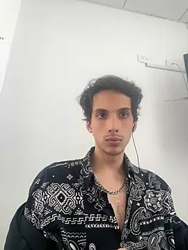 CamiloXx04 online show from February 20, 2026, 7:38 pm