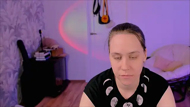 Malinax online show from March 8, 2026, 1:36 pm