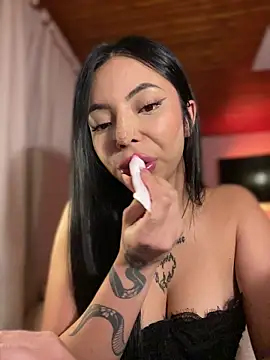 Snapshot of eva_elifee chatting on October 30, 2025, 2:32 am eva elifee online show from October 30, 2025, 2:32 am