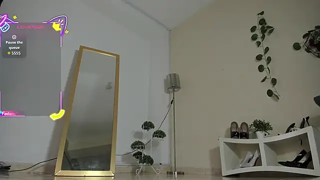 Snapshot of amelyaDreams chatting on October 8, 2025, 7:36 pm amelyaDreams online show from October 8, 2025, 7:36 pm