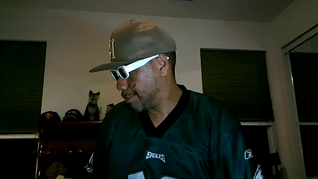 pimpdaddy4ever online show from December 18, 2025, 3:22 am