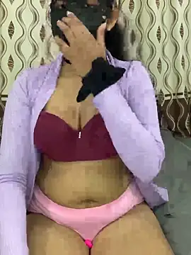 little shadow online show from November 28, 2025, 6:19 pm