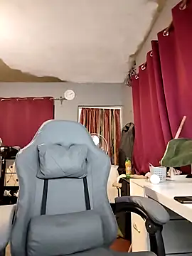 Carandrew online show from March 15, 2026, 4:08 am