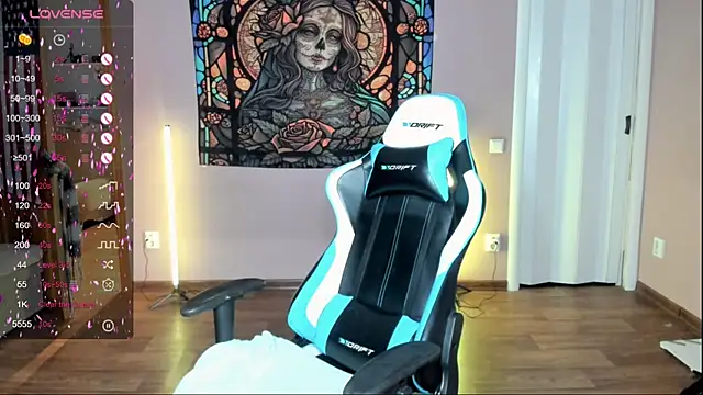 Snapshot of Project_hisoka chatting on December 14, 2025, 2:00 pm Project hisoka online show from December 14, 2025, 2:00 pm