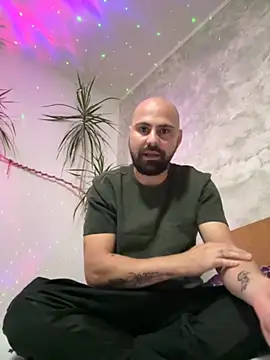 derek1494 online show from October 2, 2025, 7:39 pm