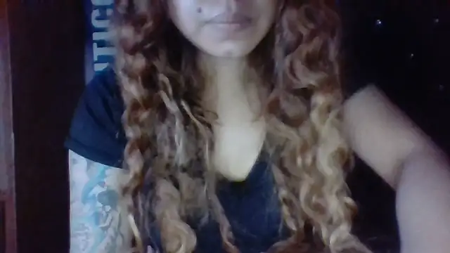 Snapshot of Jennxdolls chatting on July 1, 2026, 1:33 pm Jennxdolls online show from July 1, 2026, 1:33 pm