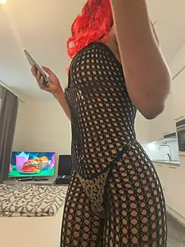 Snapshot of Black_Dolll chatting on June 12, 2026, 5:43 pm Black Dolll online show from June 12, 2026, 5:43 pm