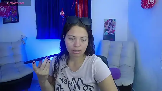 shanel cullen  online show from March 4, 2025, 1:59 pm