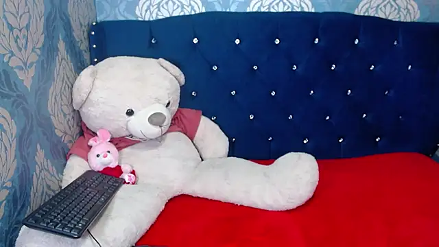 Snapshot of Lilyevansx chatting on February 22, 2025, 6:30 pm Lilyevansx online show from February 22, 2025, 6:30 pm