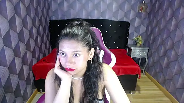 Snapshot of Lilyevansx chatting on March 21, 2025, 10:17 am Lilyevansx online show from March 21, 2025, 10:17 am