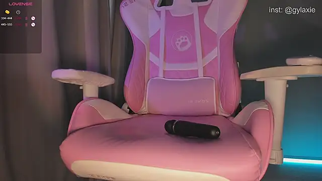 Gylaxie online show from November 28, 2025, 8:36 am