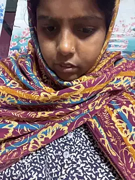 Beauty-queen online show from November 21, 2025, 2:27 pm