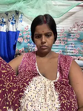 Beauty-queen online show from July 13, 2026, 2:38 pm